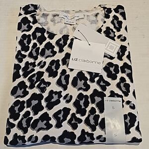 Liz Claiborne animal print pullover long sleeve sweater size small